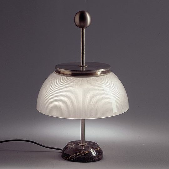 Настольная лампа Artemide Alfa