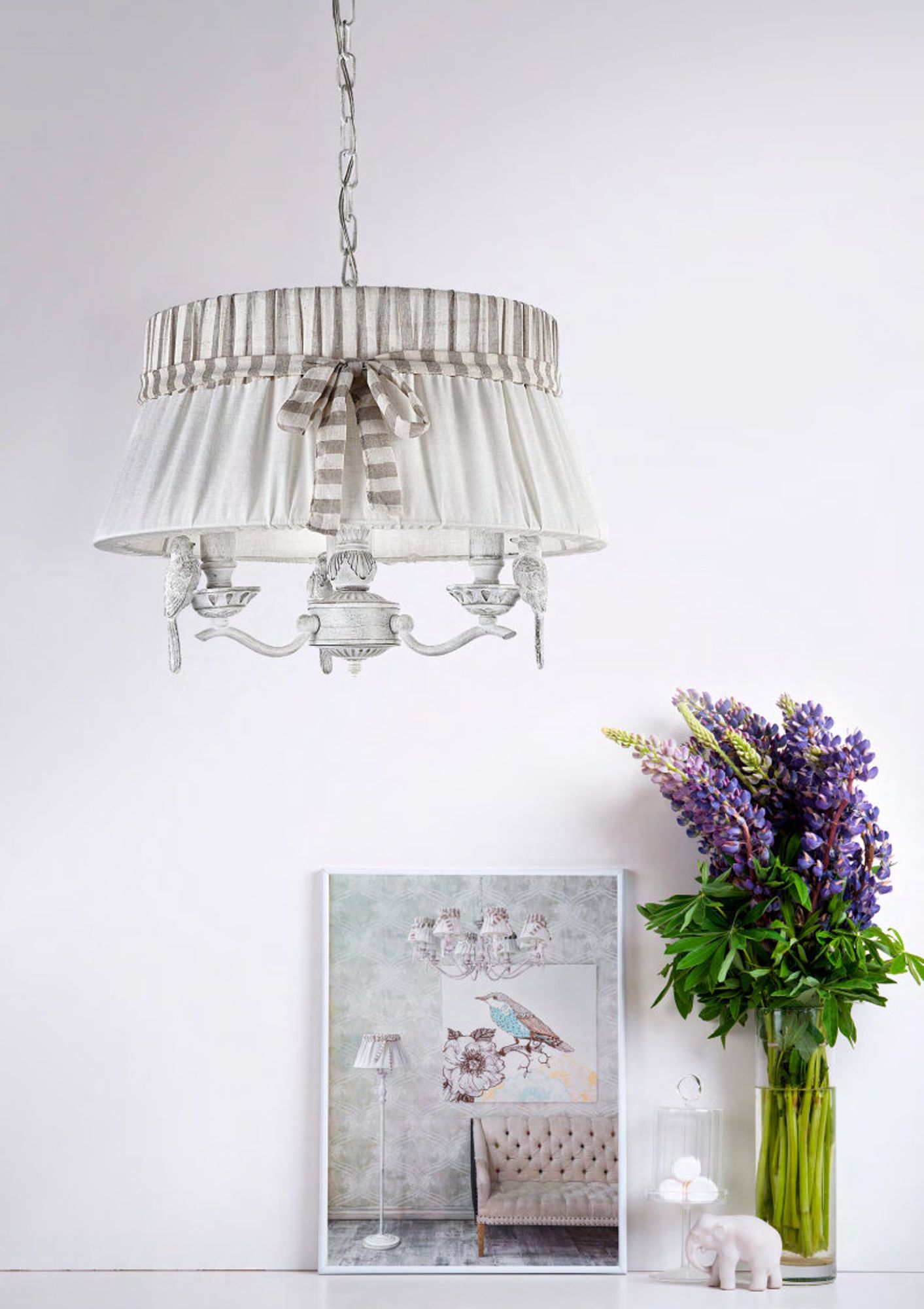 Люстра Maytoni ARM013 33