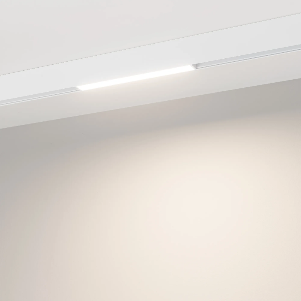 Светильник MAG-ORIENT-FLAT-L235-8W Day4000 (WH, 80 deg, 48V) (Arlight, IP20 Металл, 5 лет) 035832