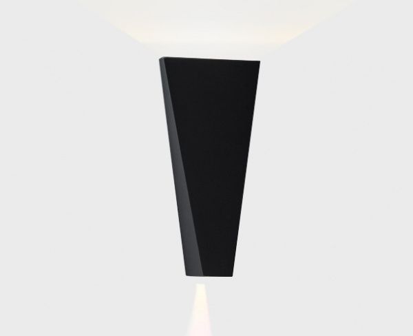 IT01-A807 black светильник настенный влагозащищенный