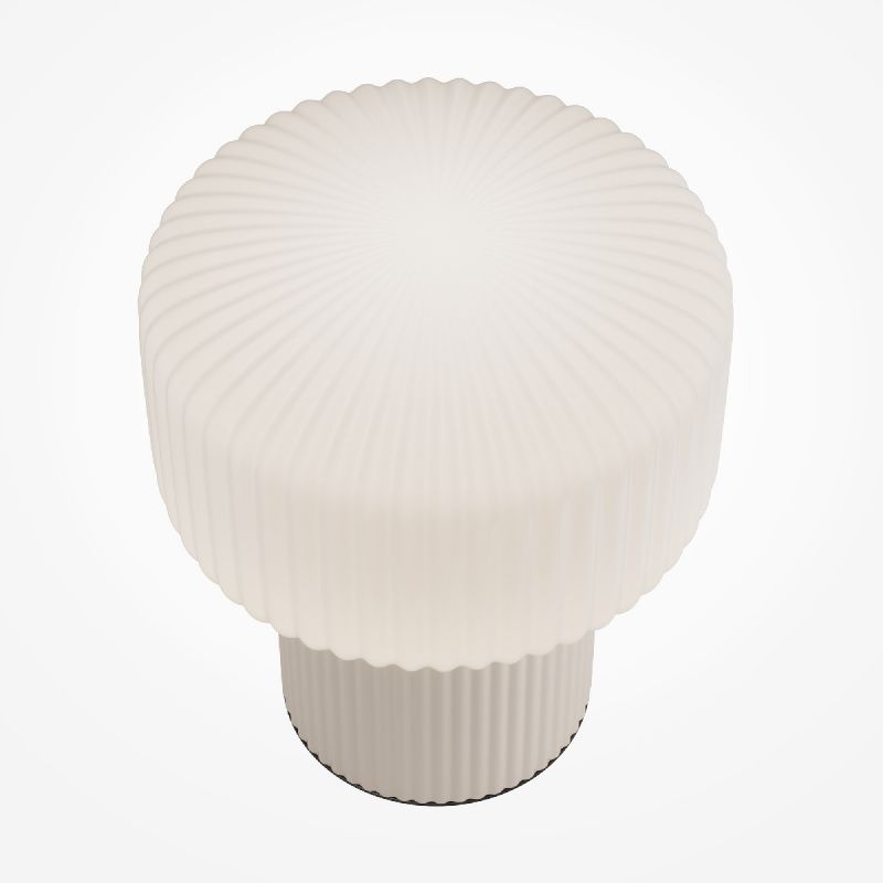 Настольный светильник Maytoni MOD404TL-01BG