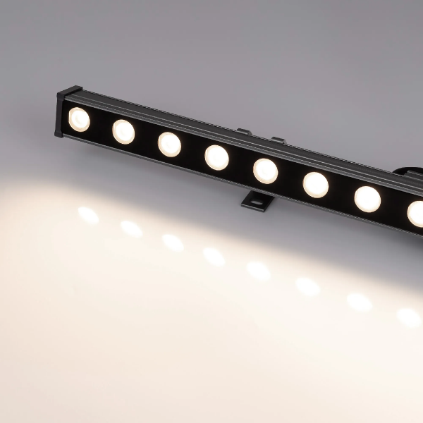 Линейный прожектор AR-LINE-760-18W Day4000 (GR, 15 deg, 230V) (Arlight, IP65 Металл, 3 года) 045367
