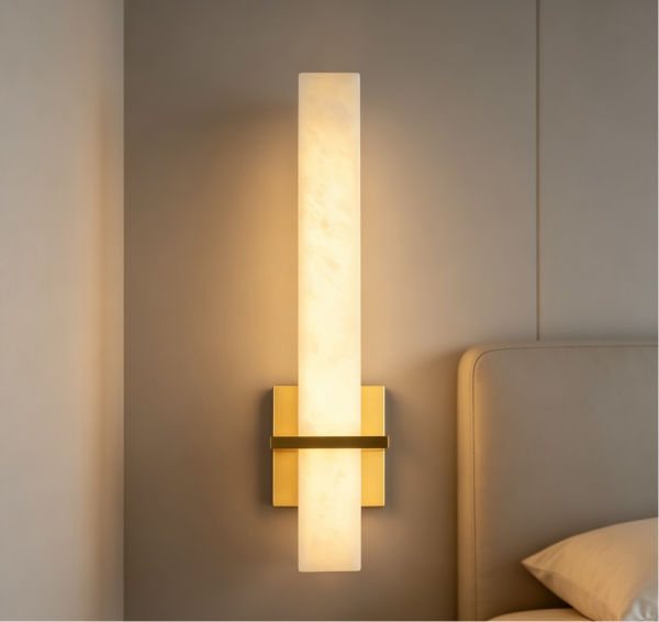Настенный светильник DL-6556W Gold / White Alabaster