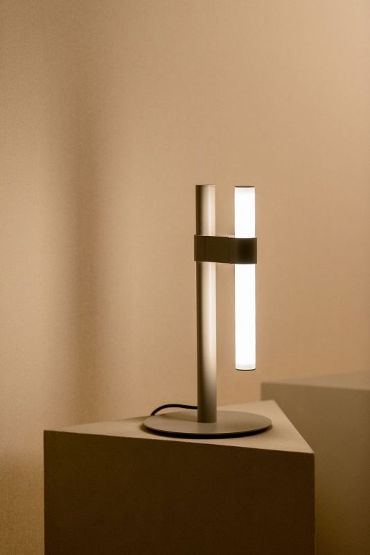 Настольная лампа Axo Light Paralela grey