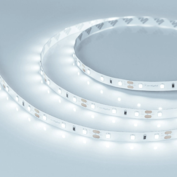 Светодиодная лента RT-A60-8mm 12V Cool 8K (4.8 W/m, IP20, 2835, 5m) (Arlight, Открытый) 014884(2)